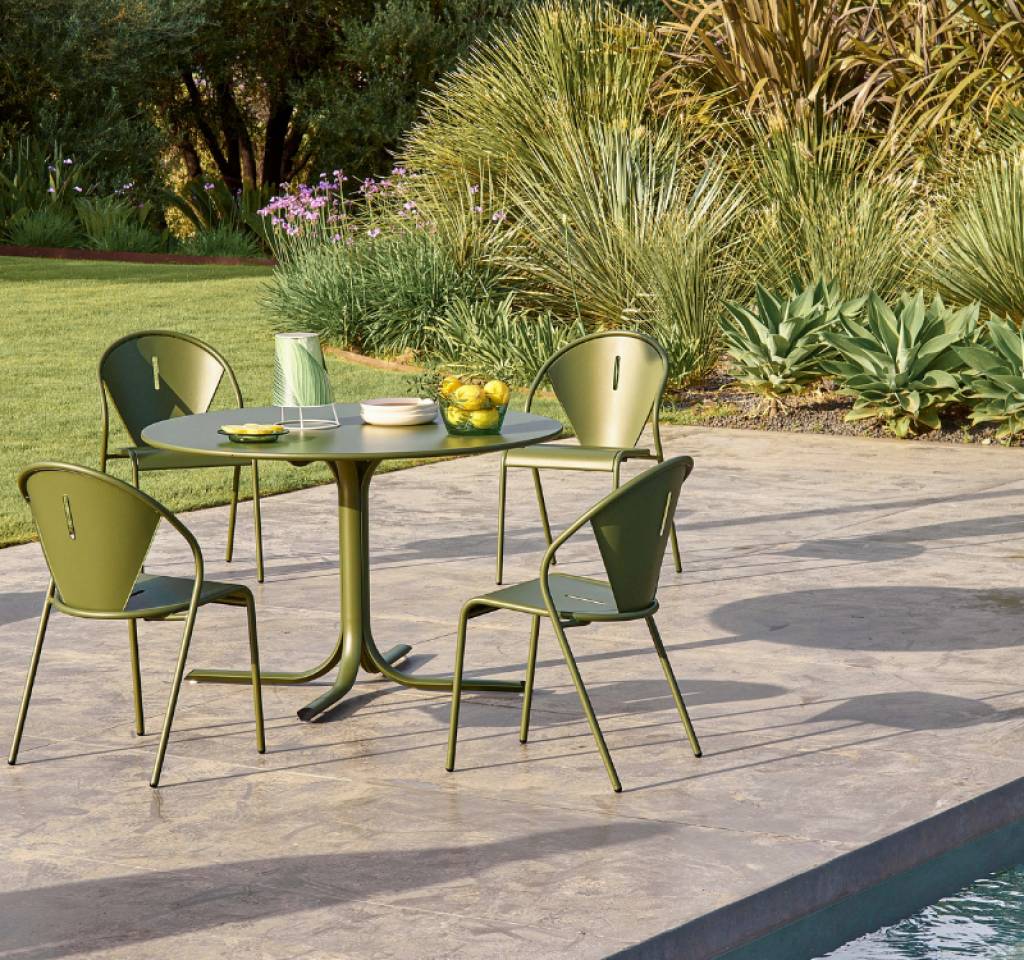 Les tendances 2024 des chaises de restaurant à connaître